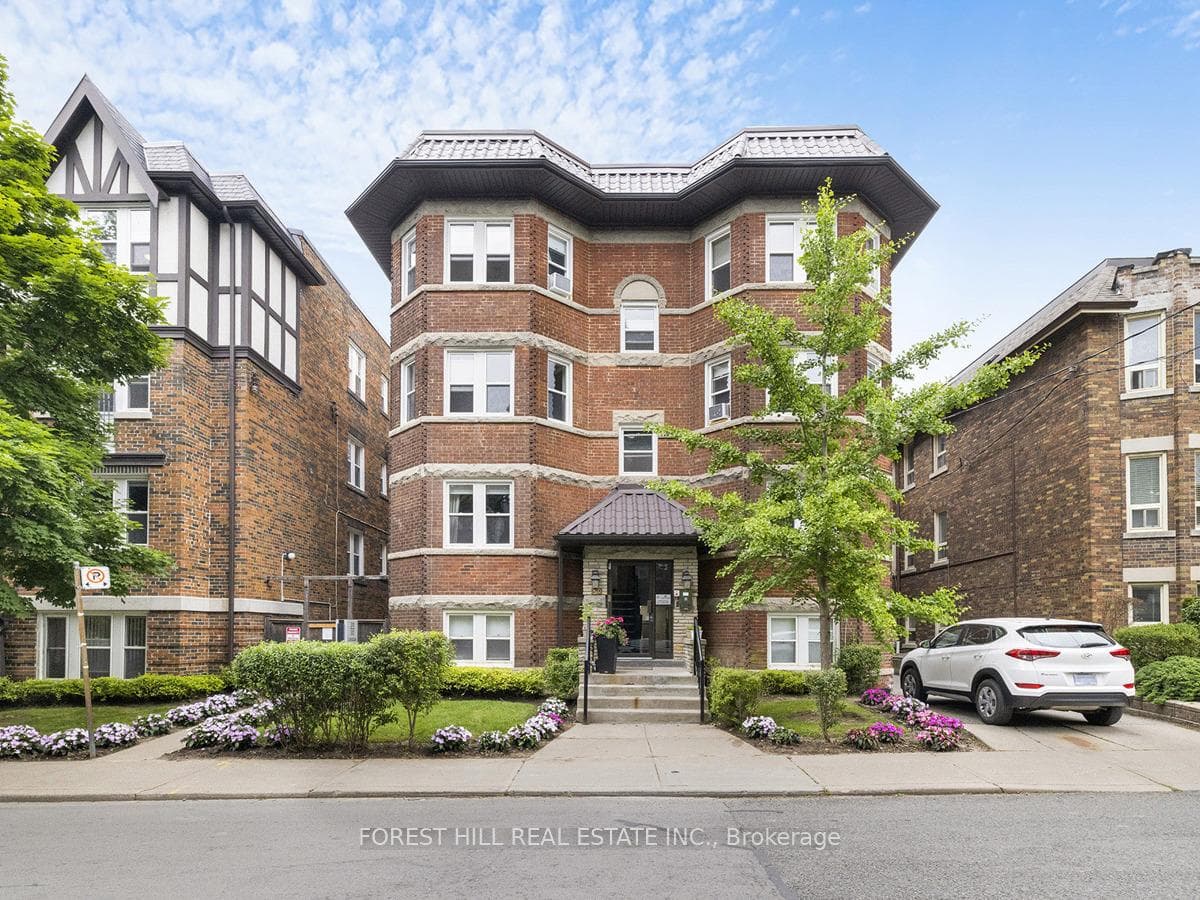 310 Lonsdale Road Unit 9 photo 2