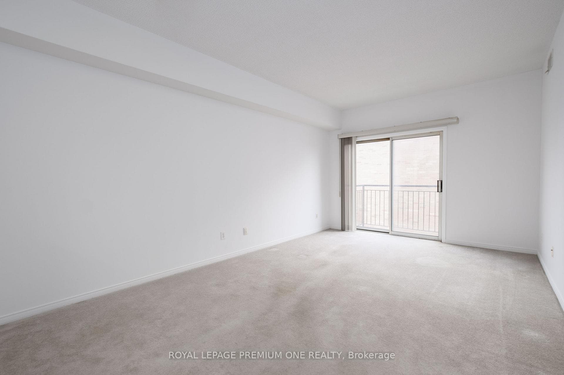 1000 Sheppard Avenue Unit 308 photo 18