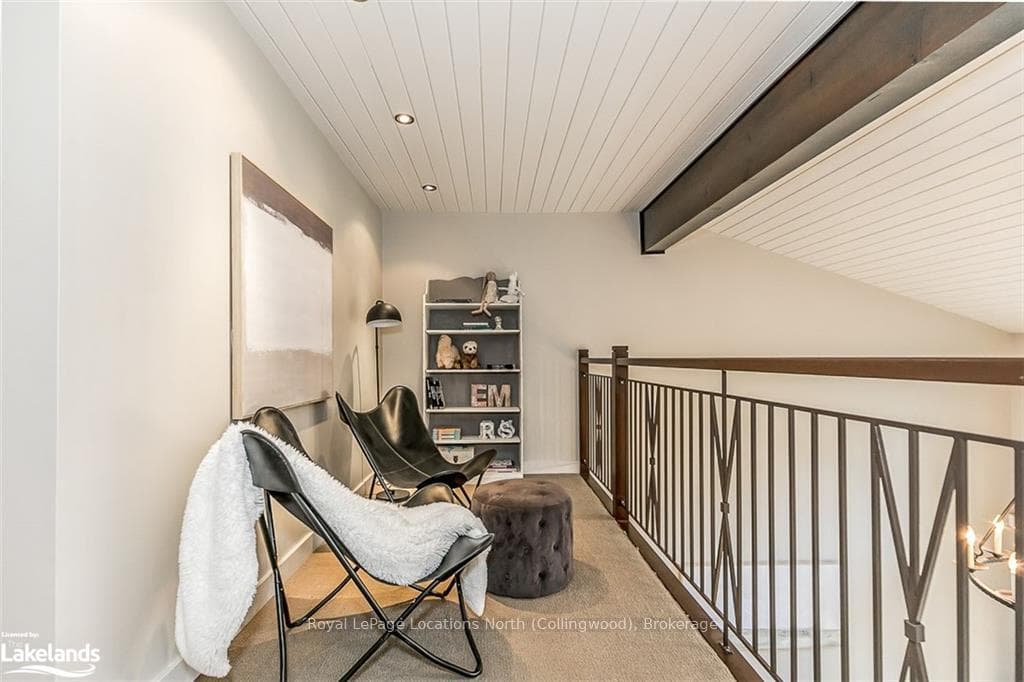 46 LOCKHART Road photo 10