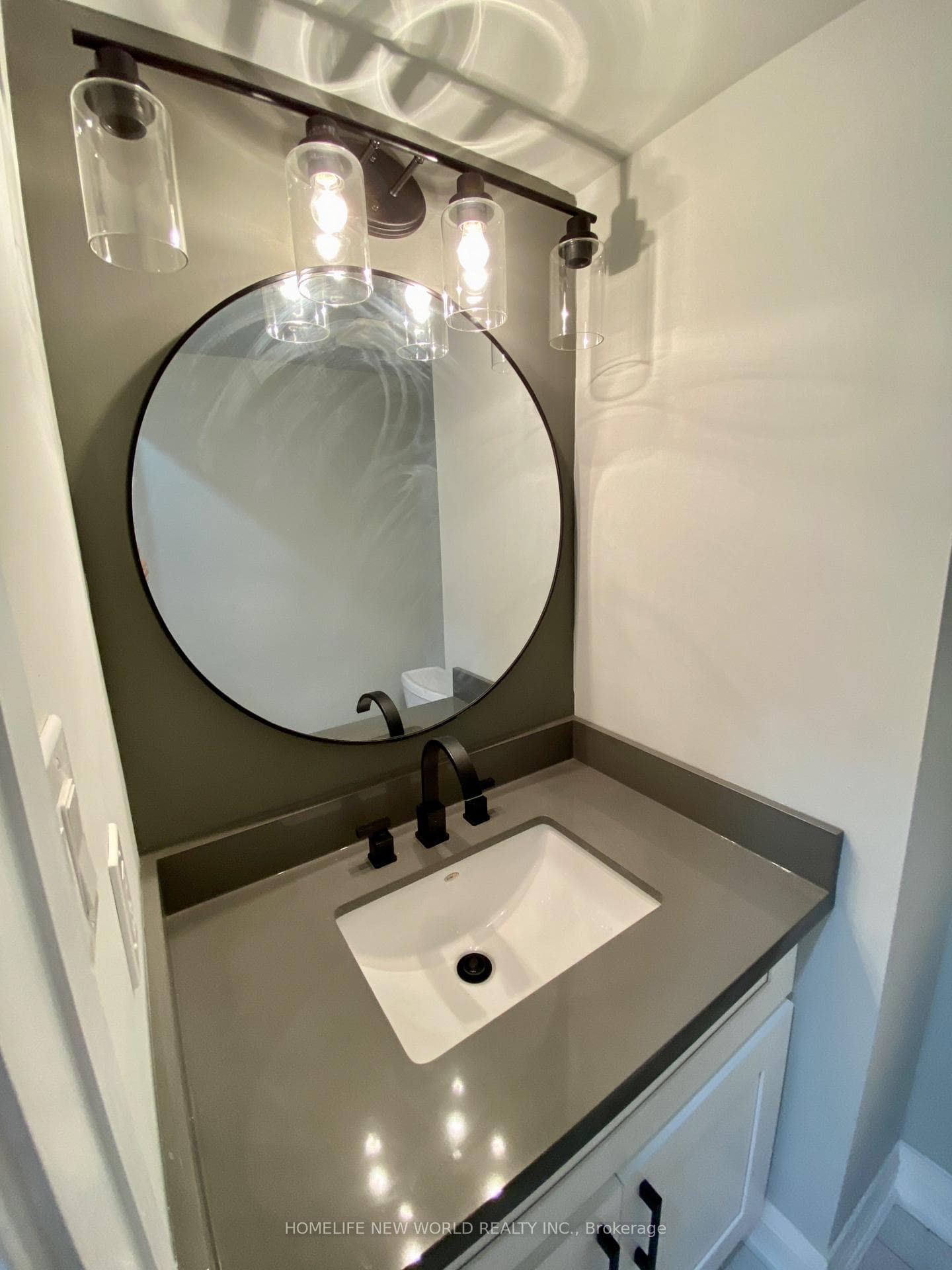 96 Dairis Crescent photo 23