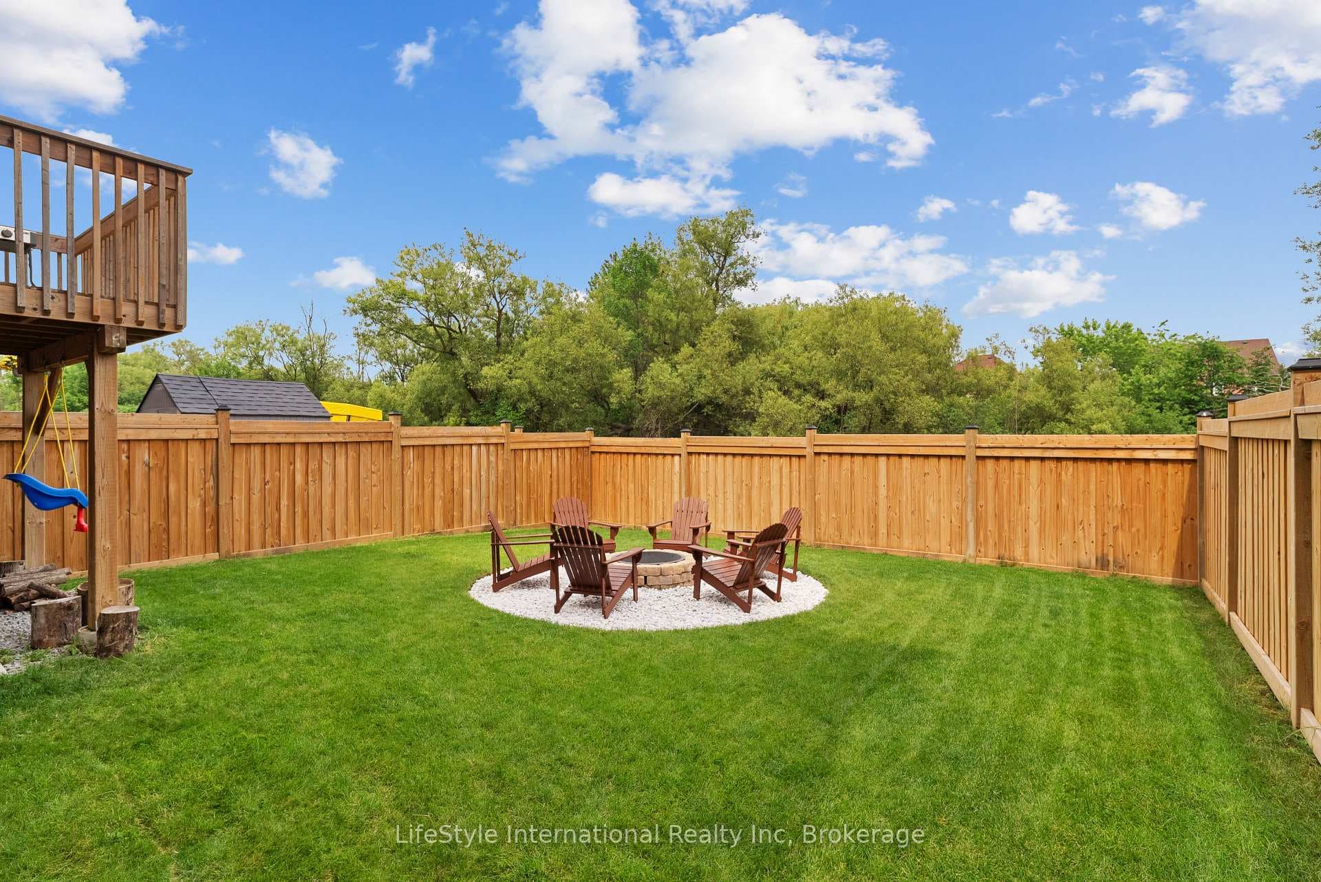68 Barkerville Drive photo 36