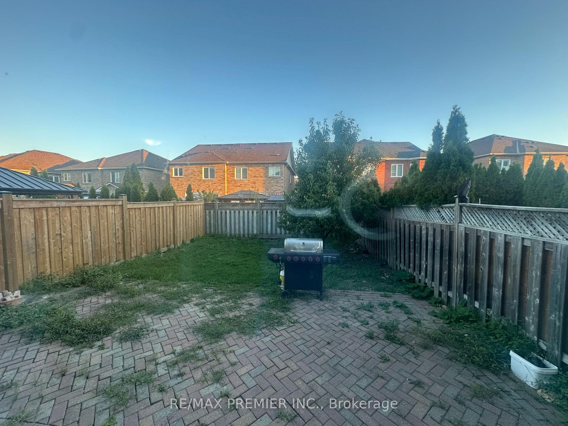 124 Casabel Drive photo 24
