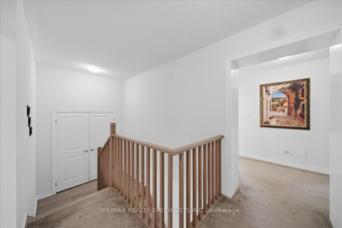 120 Durham Avenue photo 30