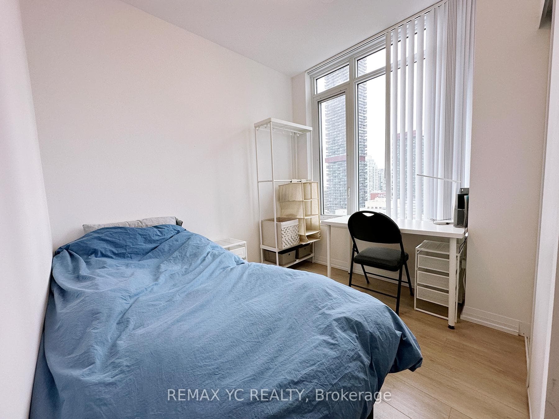 25 Holly Street Unit 2403 photo 6