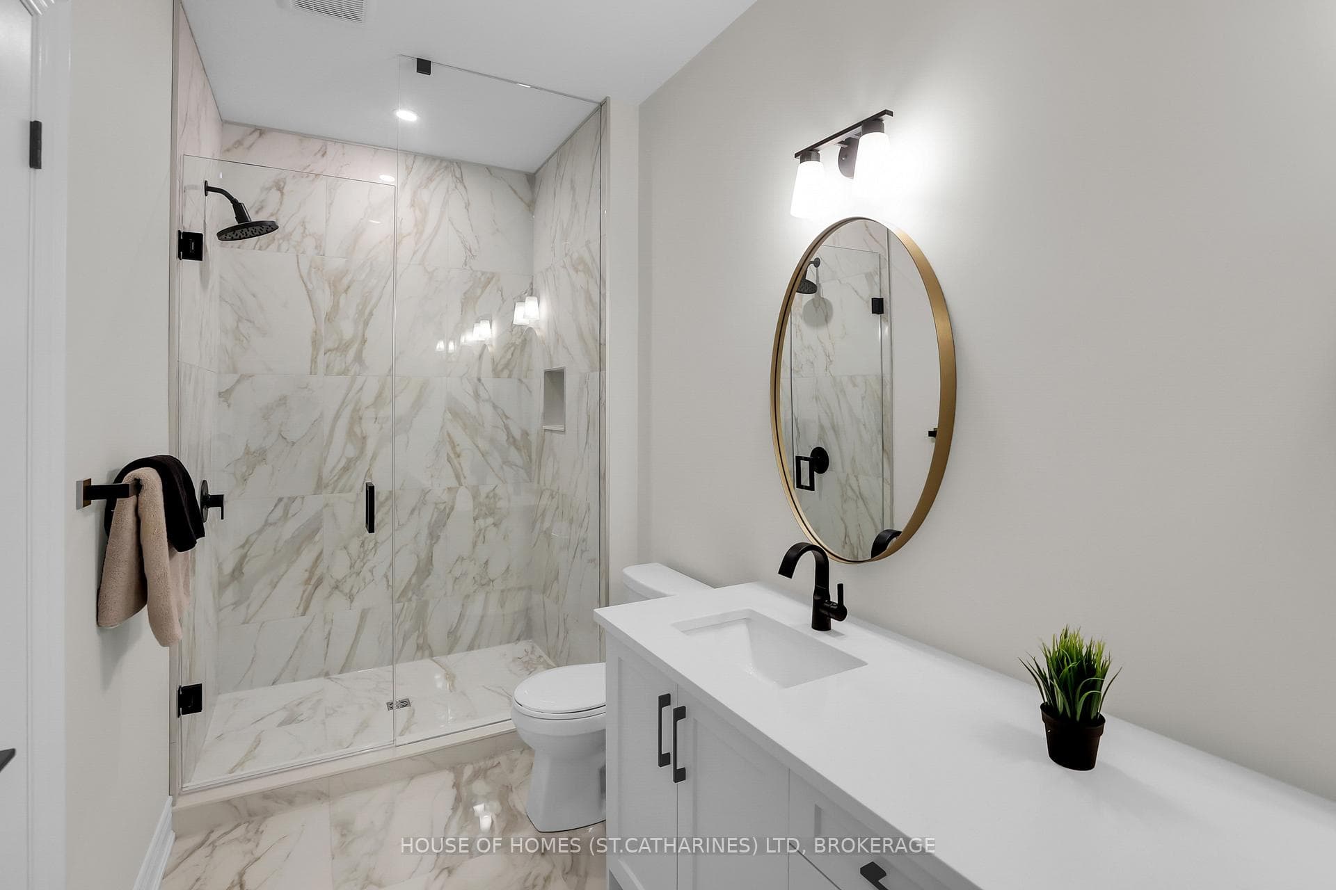 PRIMARY ENSUITE