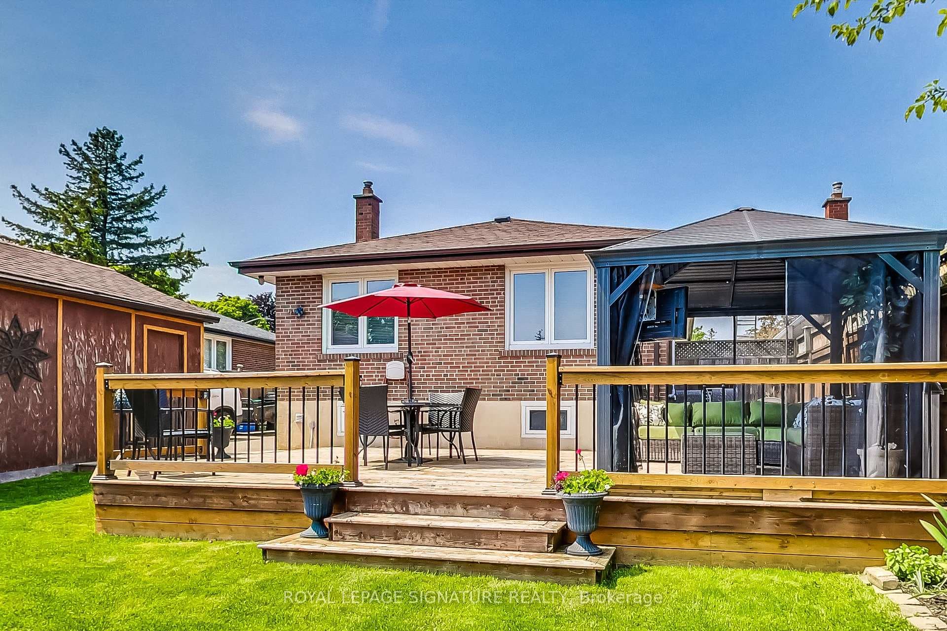 1258 Canvey Crescent photo 35