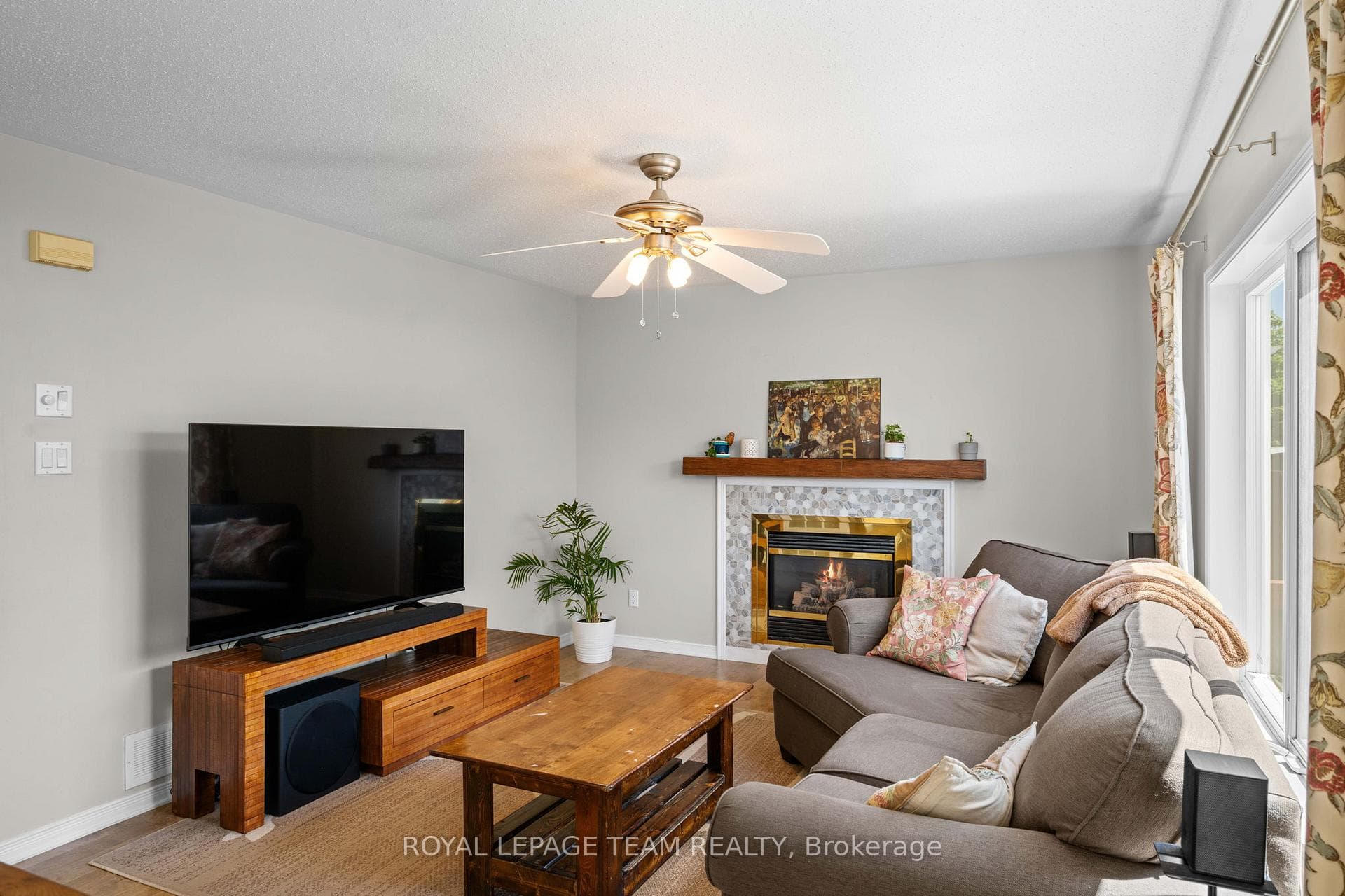 73 Deerfox Drive photo 15