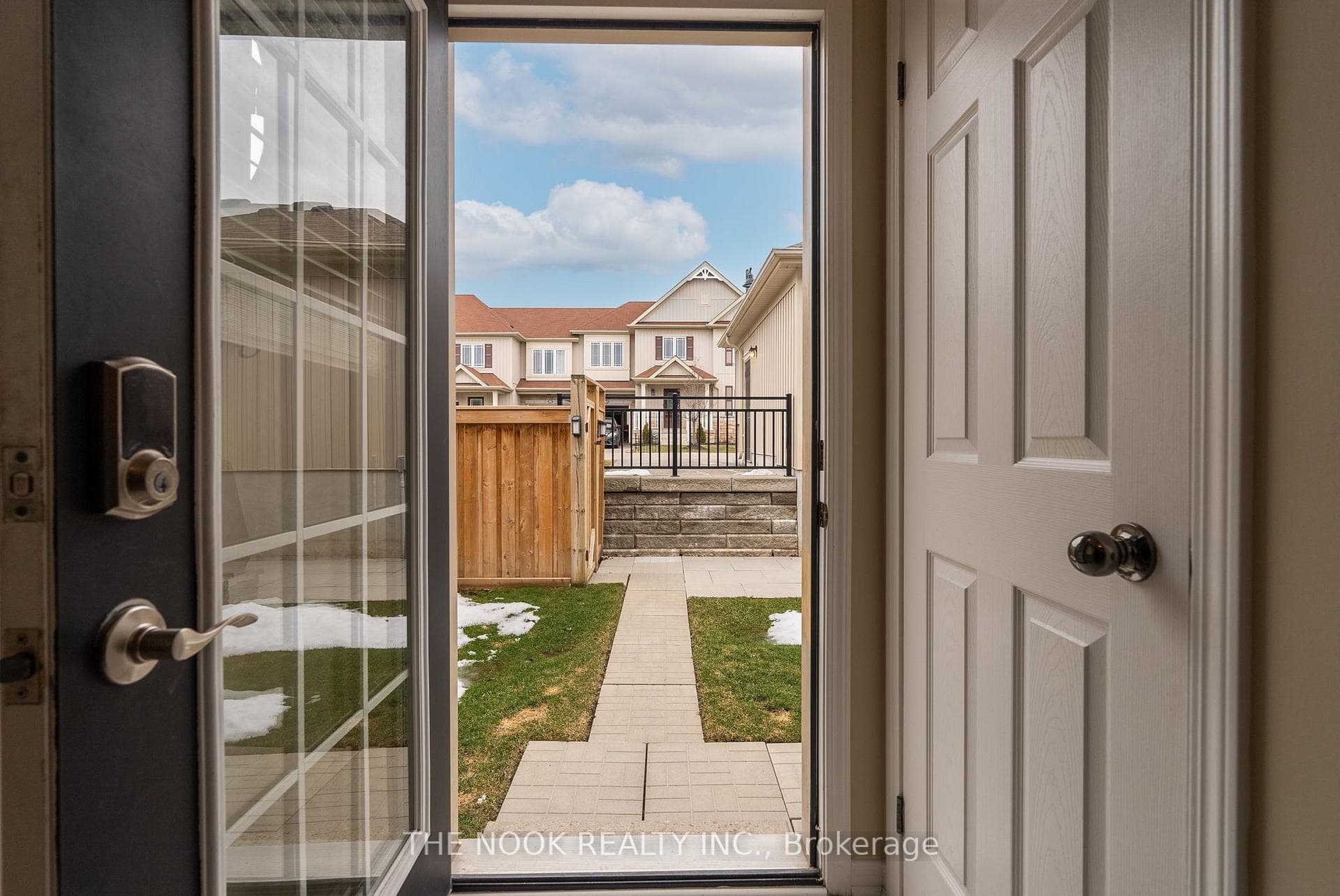 164 Mcbride Avenue photo 33