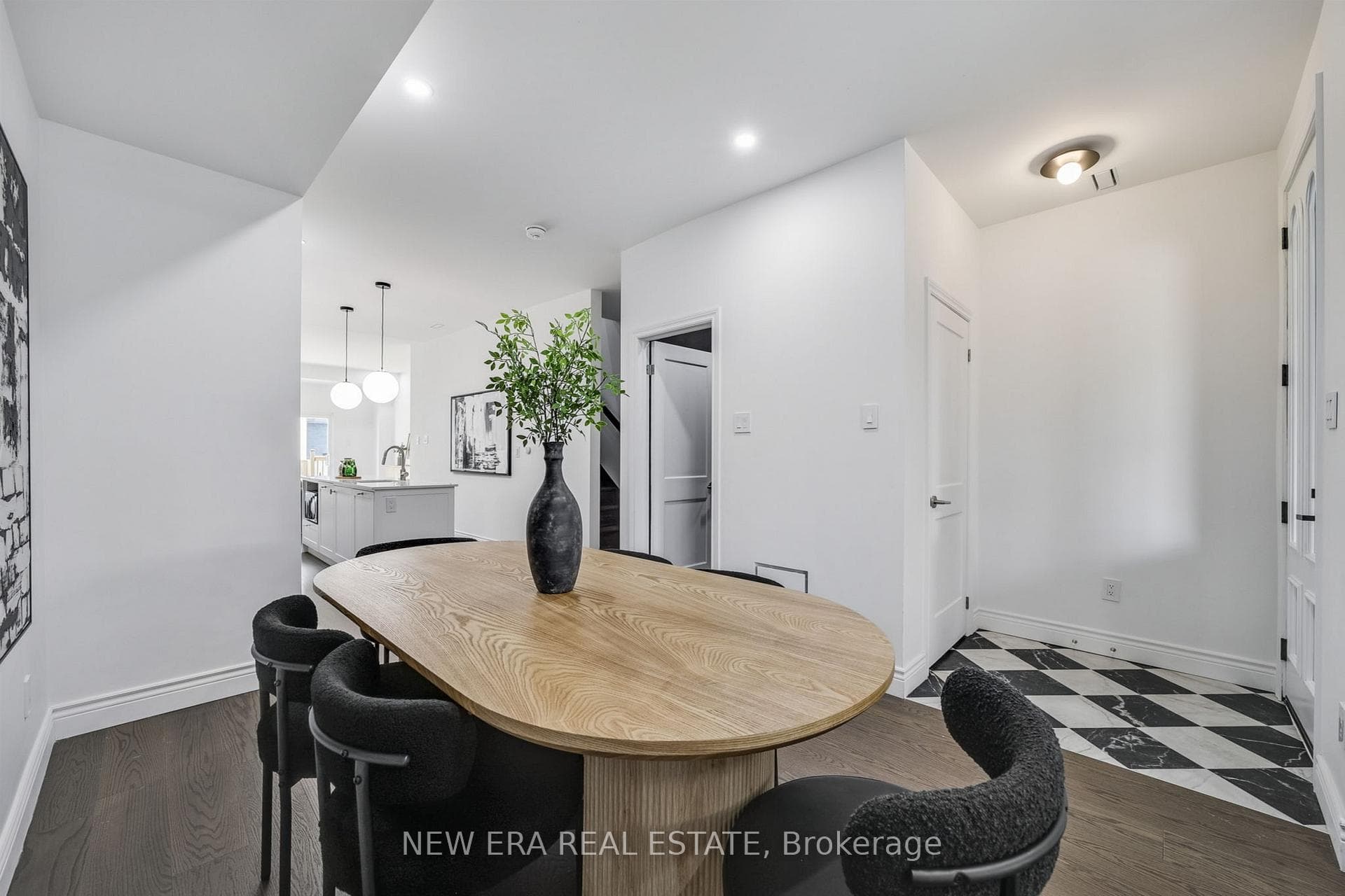 283 Clinton Street photo 12