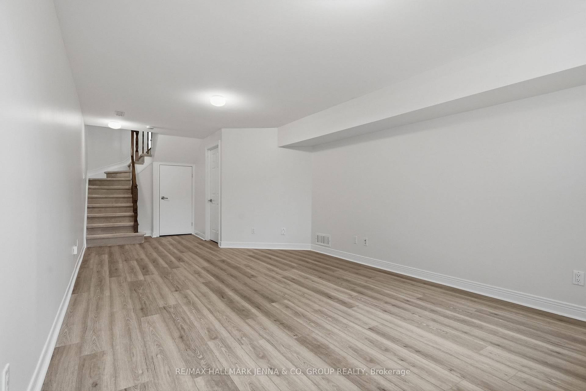 3 Redding Way photo 30
