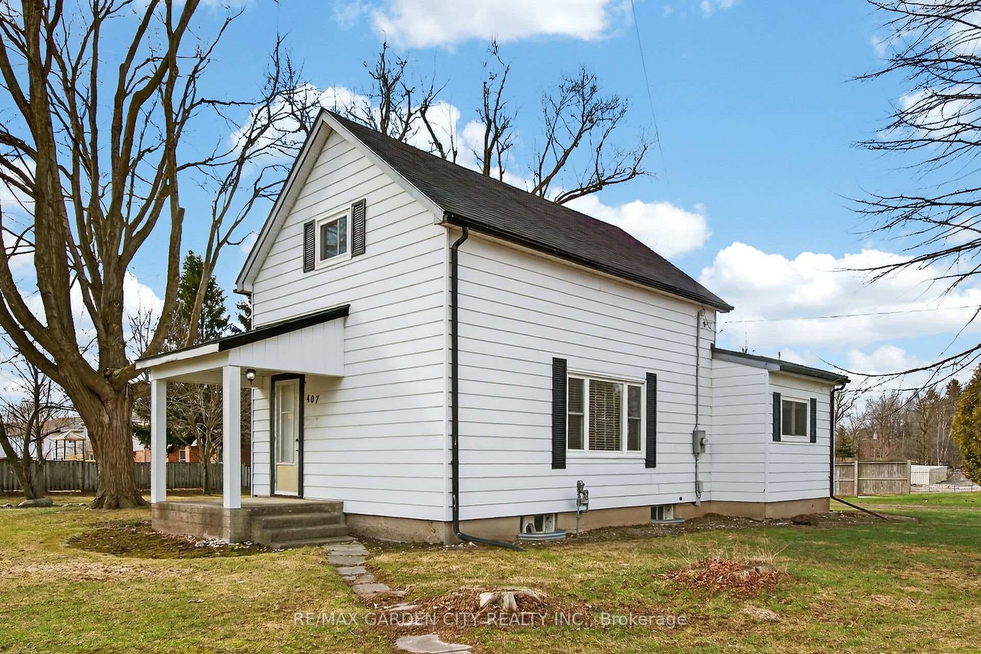 407 Bell Street photo 3