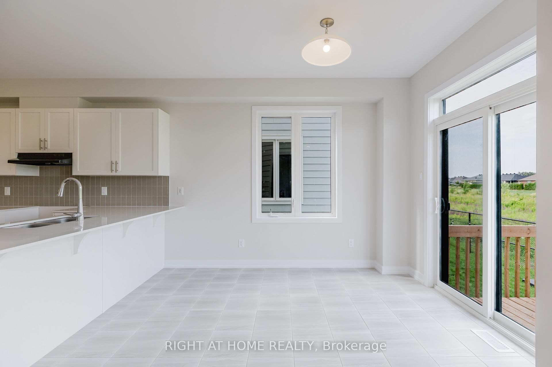 2046 Postilion Street photo 14