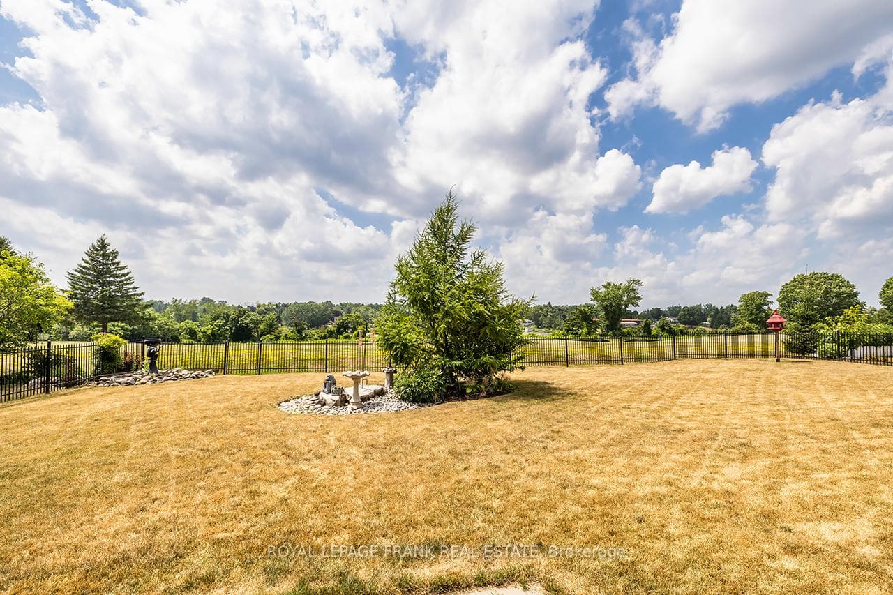 202 Southcrest Drive photo 41