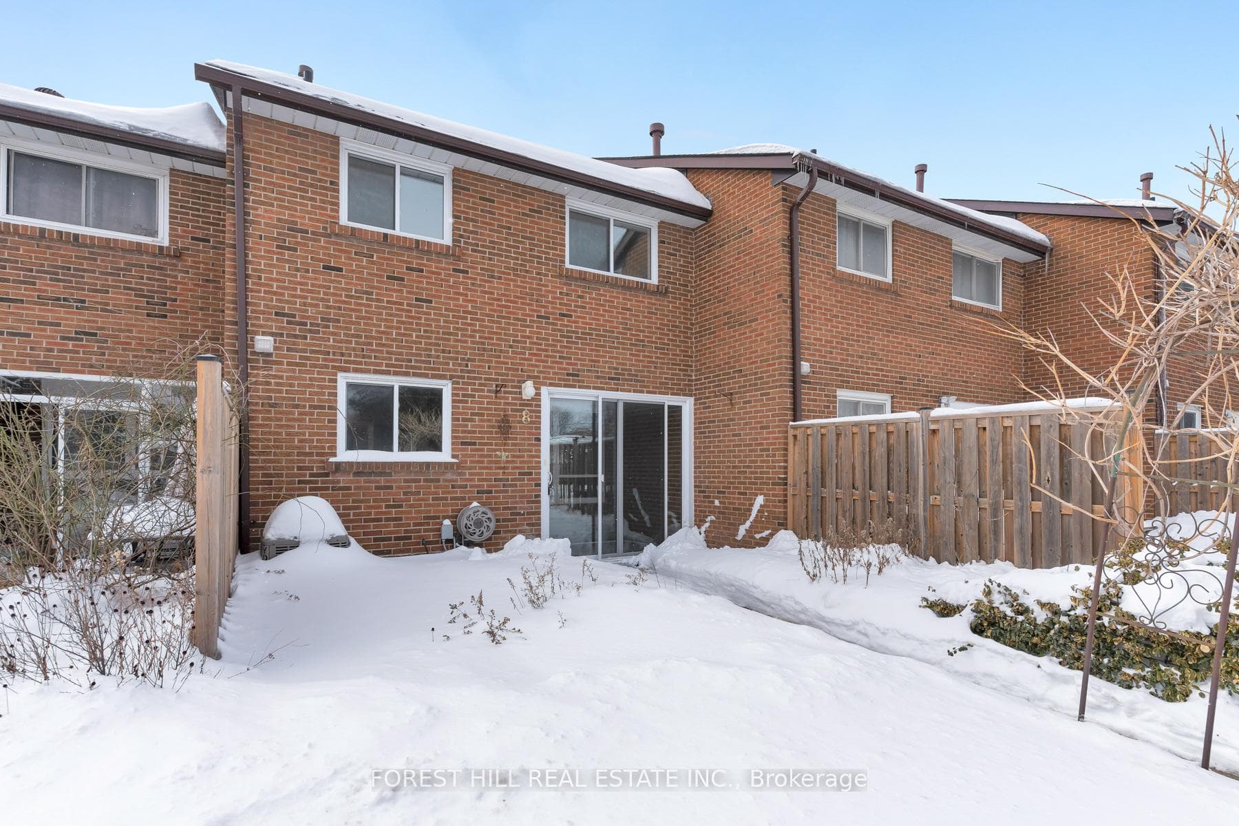 8 Balmoral Drive photo 45