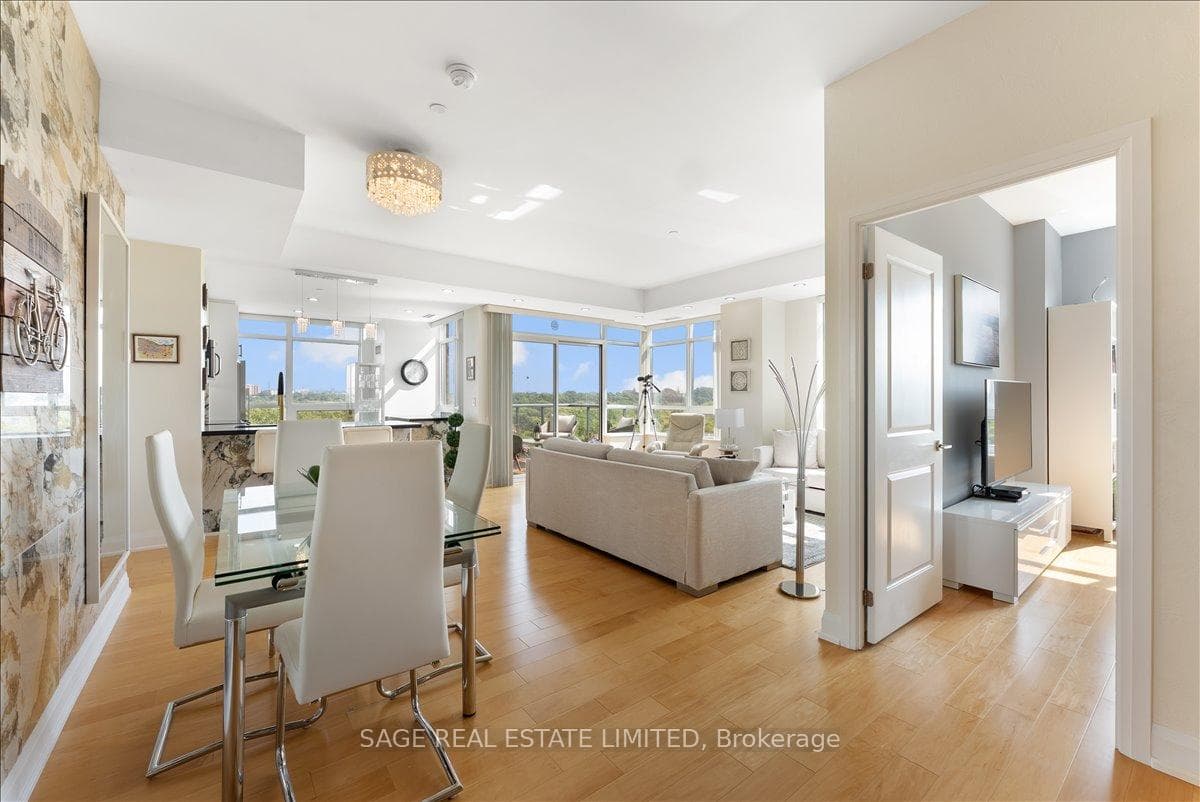 35 Fontenay Court Unit 507 photo 8