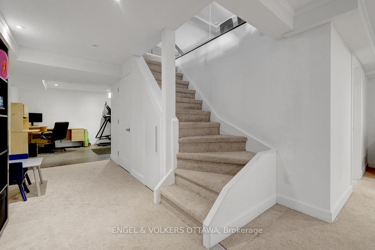 6138 Vineyard Drive photo 37