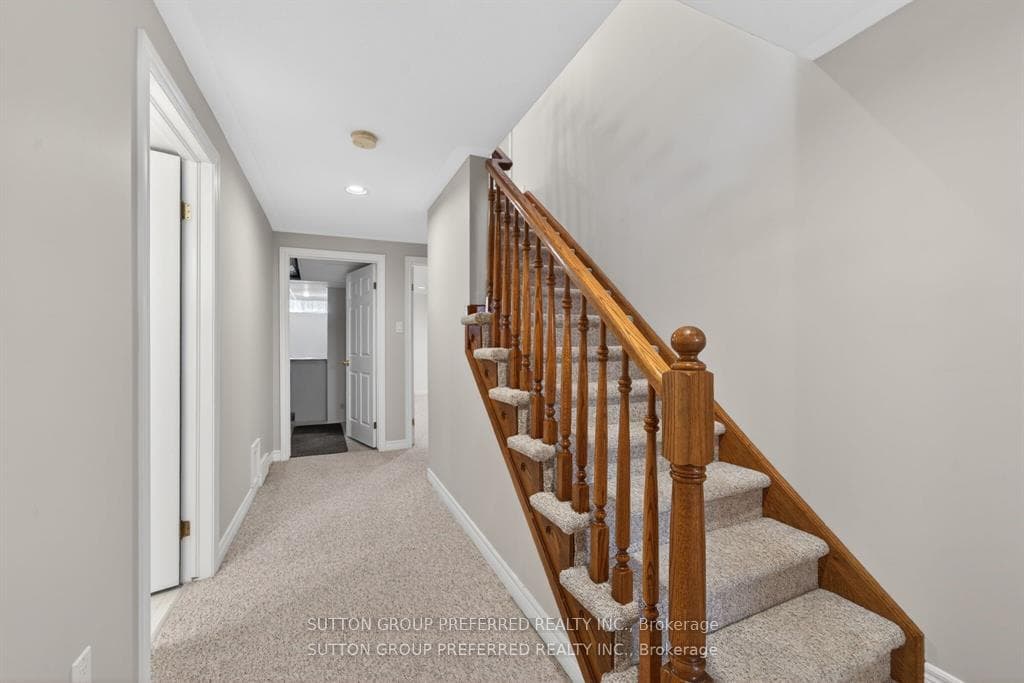 519 Rosecliffe Terrace photo 28