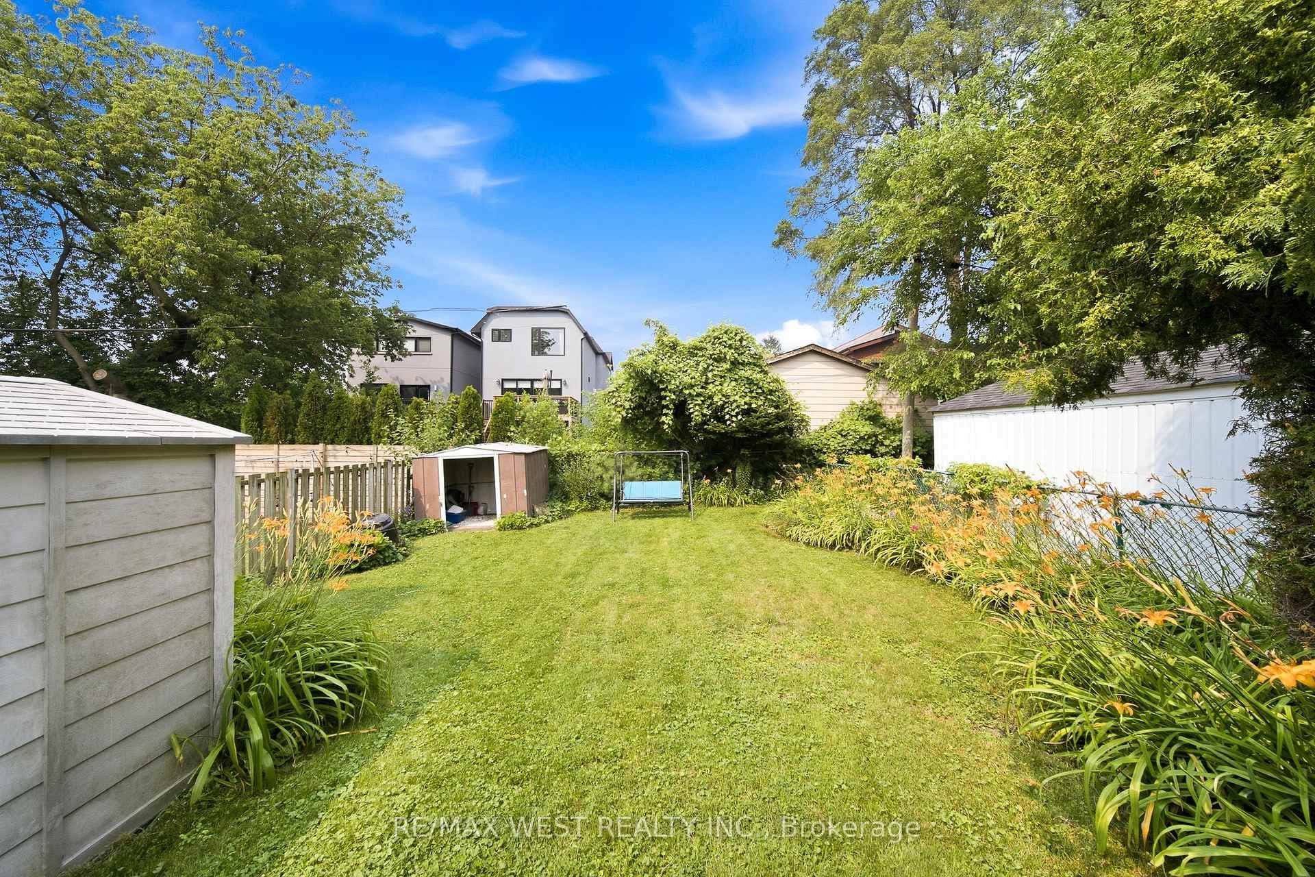 28 Aldgate Avenue photo 13