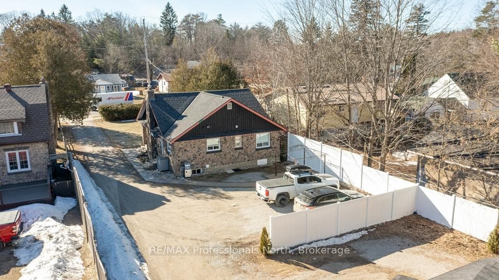 170 Muskoka Beach Road photo 29