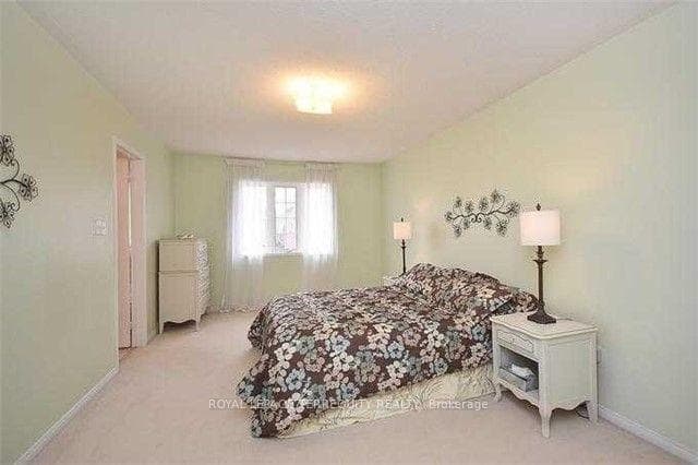 3467 Southwick Street photo 7