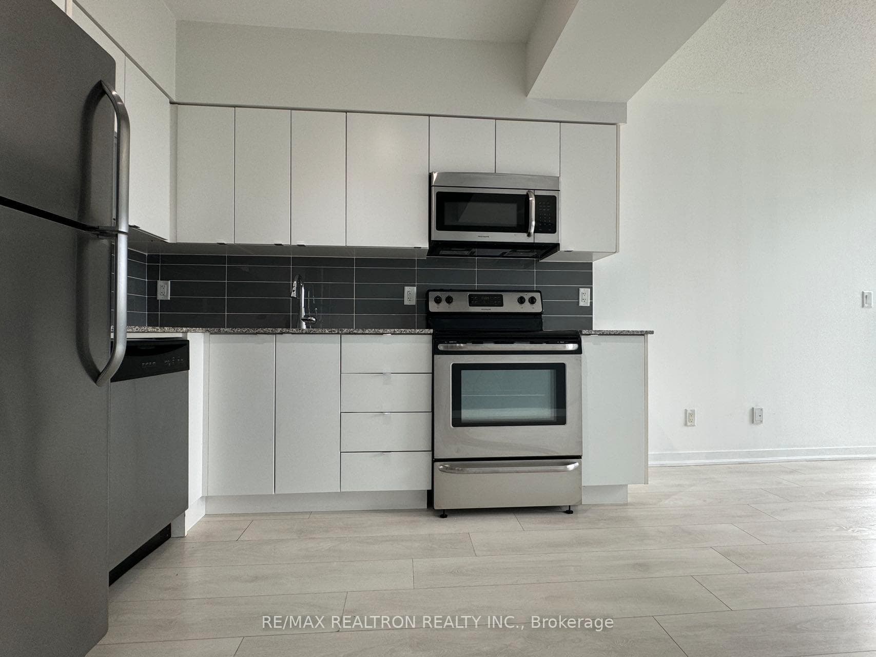 69 Lynn Williams Street Unit 1106 photo 3