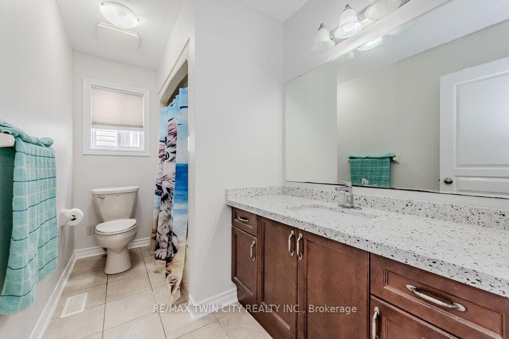 135 HARDING Street photo 19