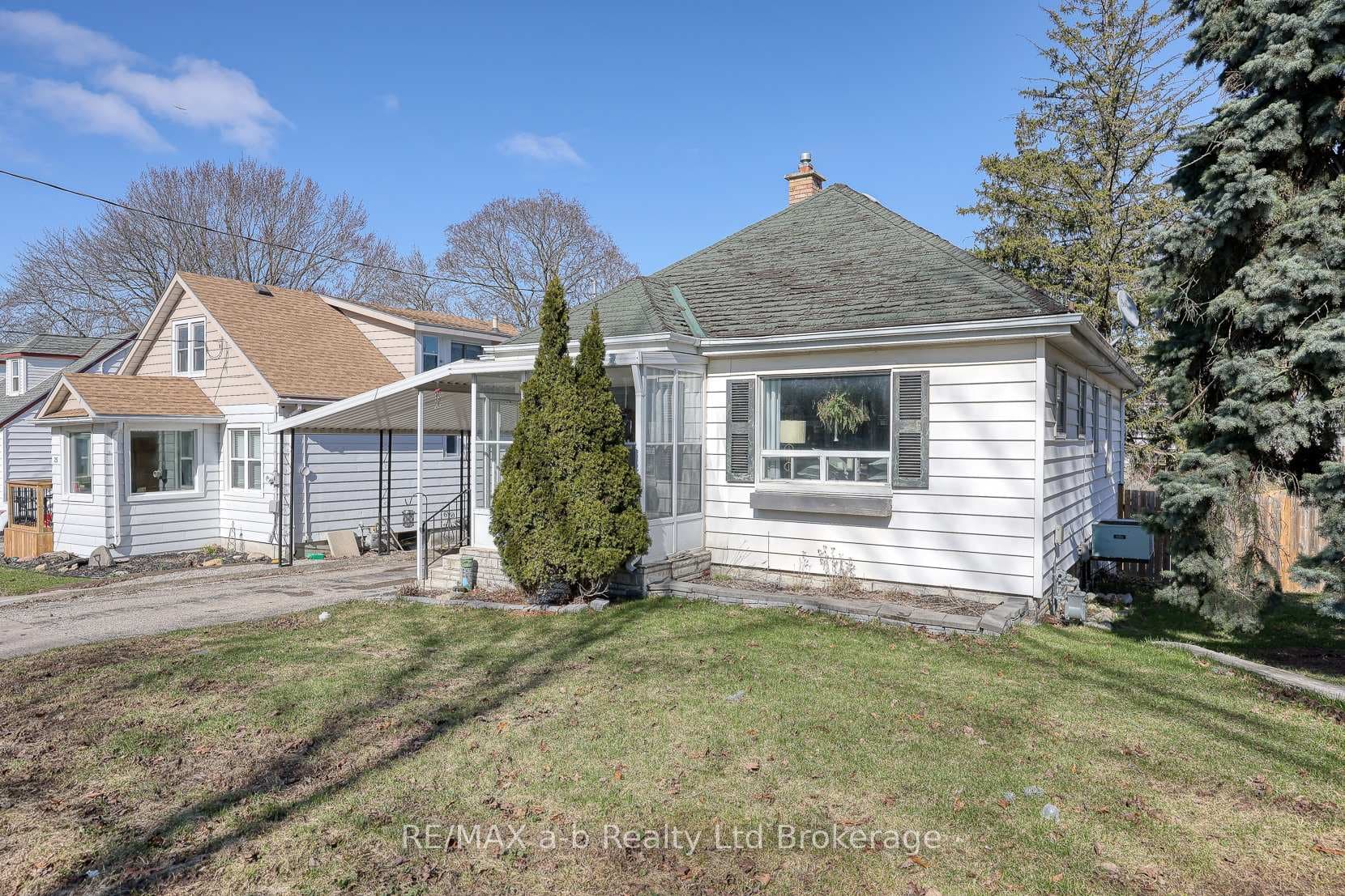 27 Fyfe Avenue photo 1