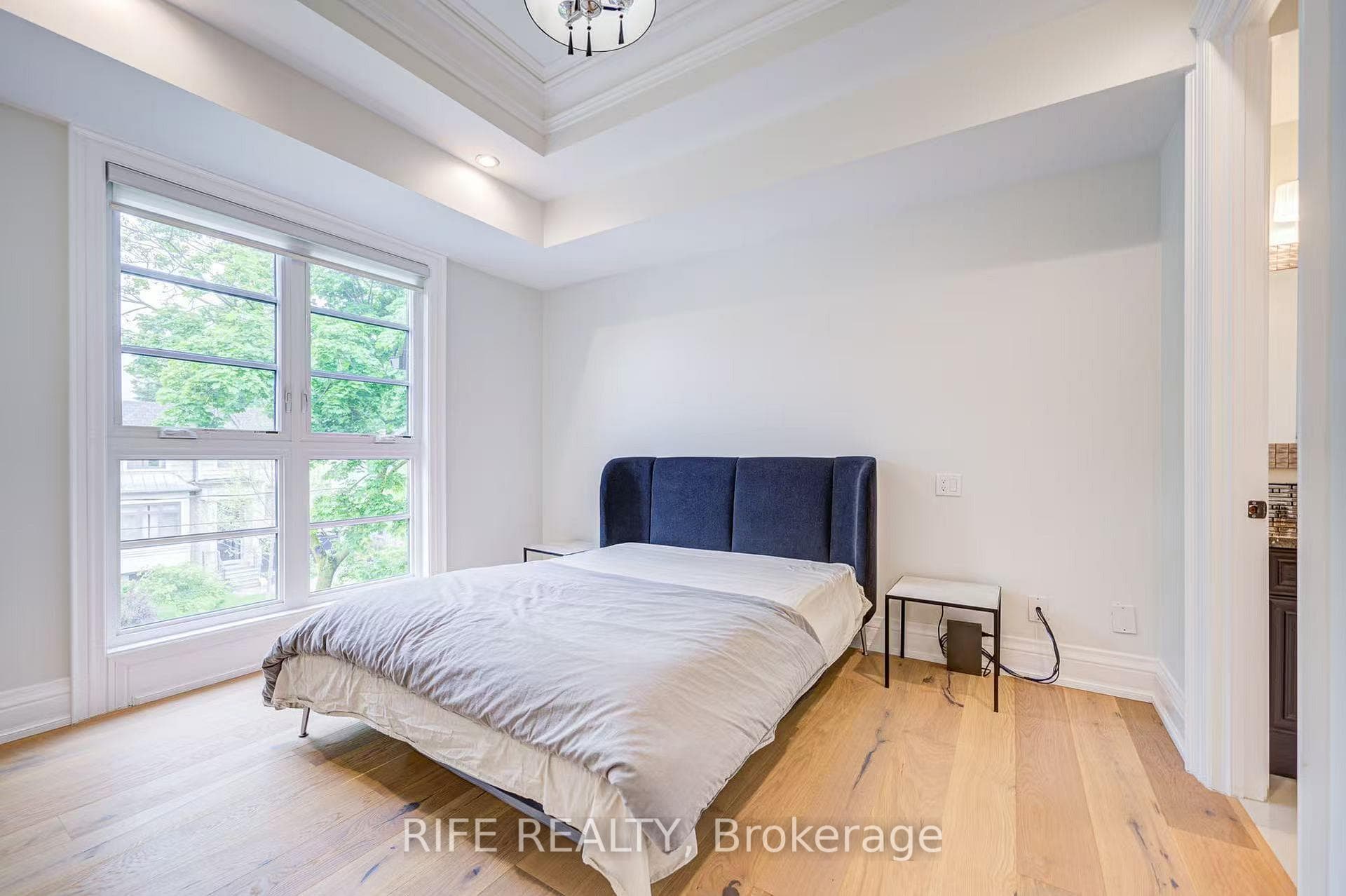 103 Burndale Avenue photo 18