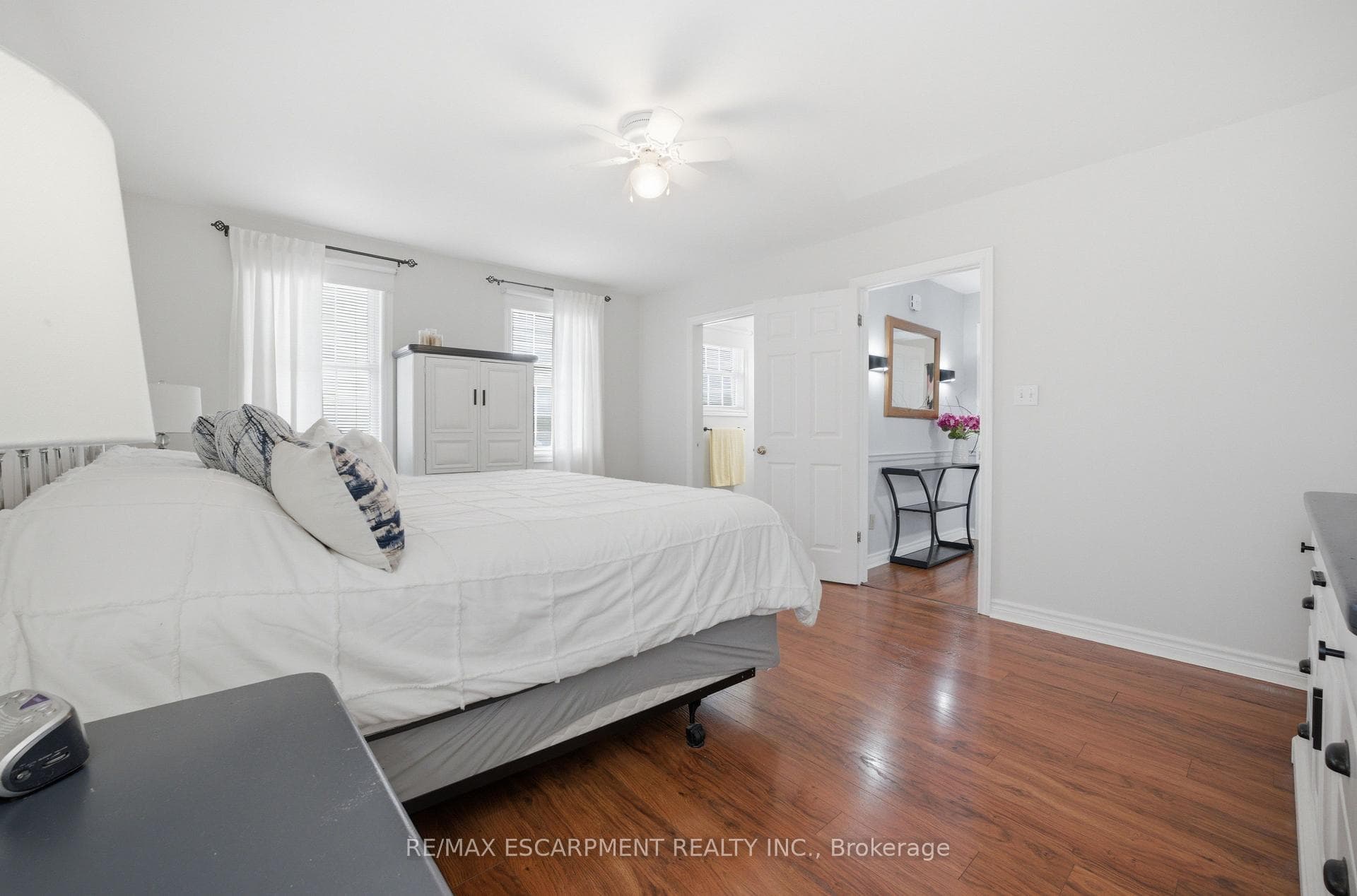 173 Green Pointe Drive photo 22