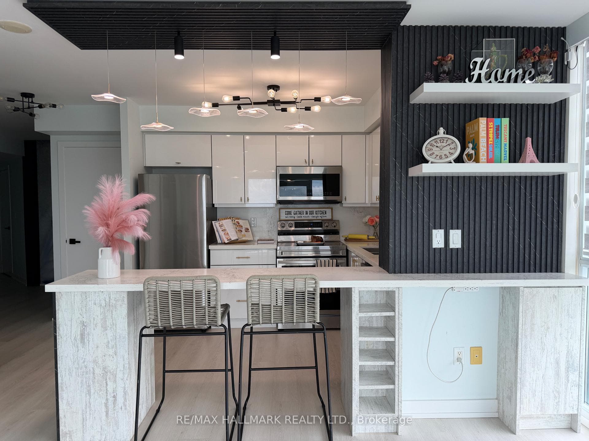 5740 Yonge Street Unit 1904 photo 1