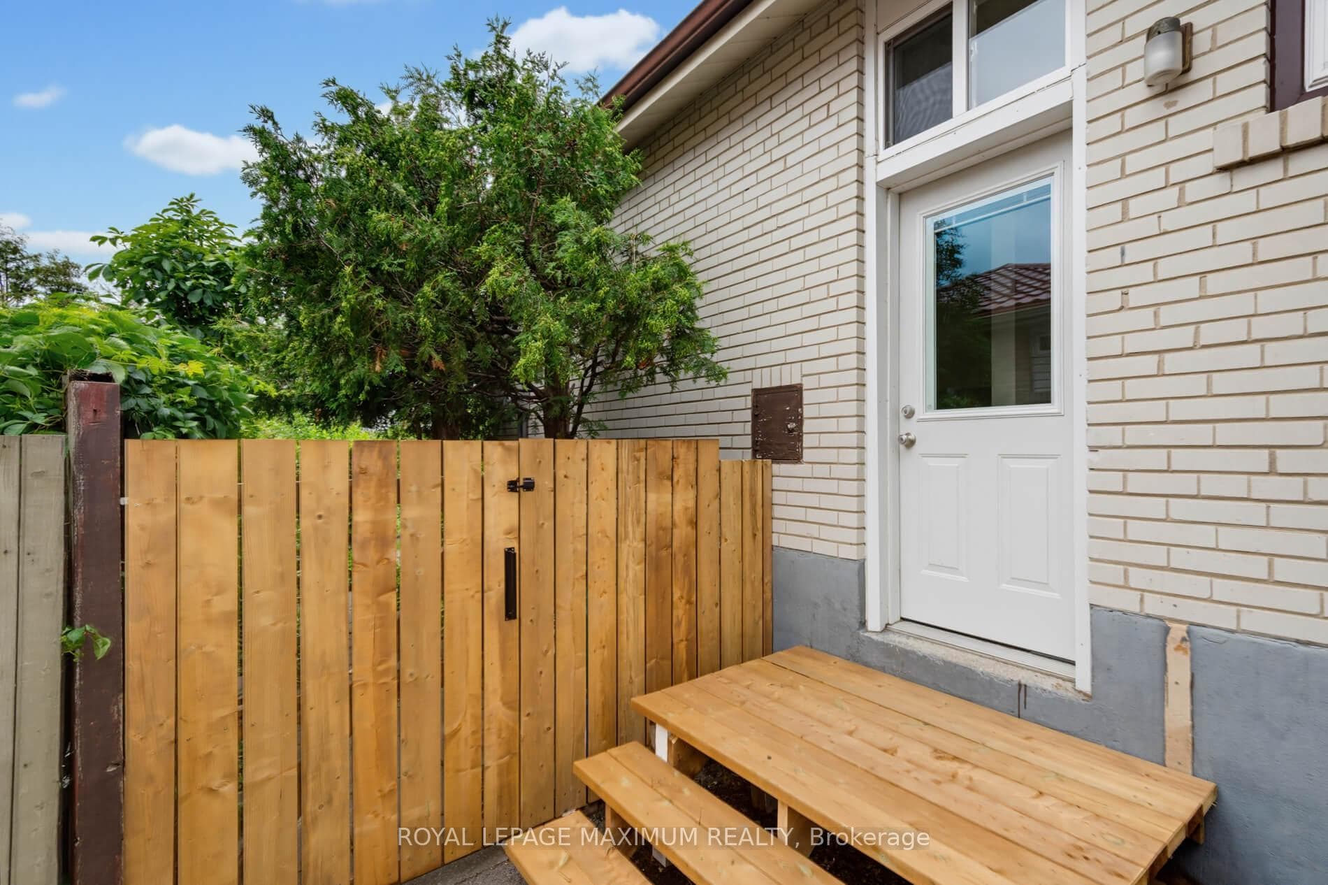 41 Strathavon Drive photo 29