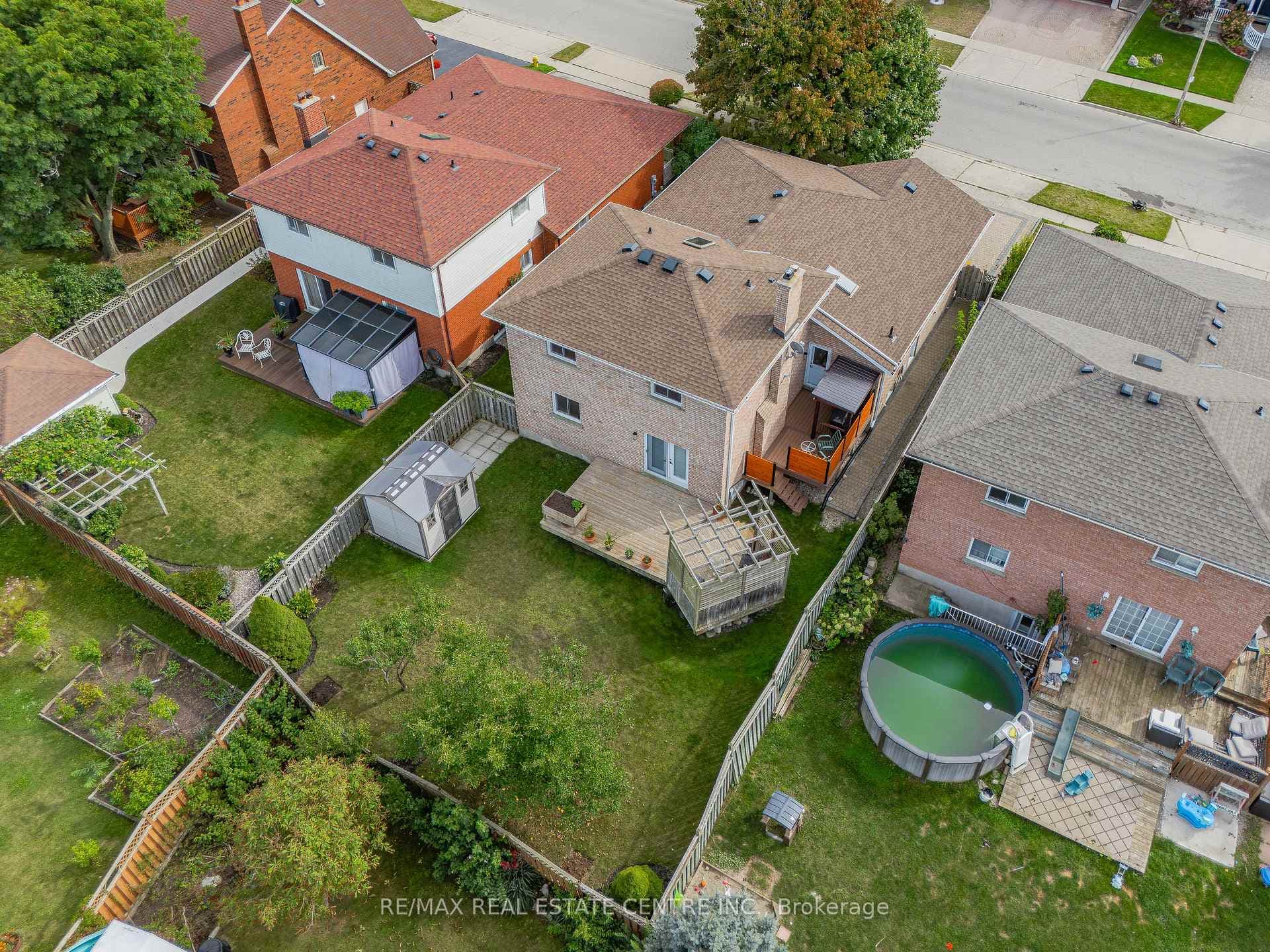 650 Champlain Boulevard photo 36