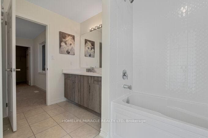 2143 Hallandale Street photo 21