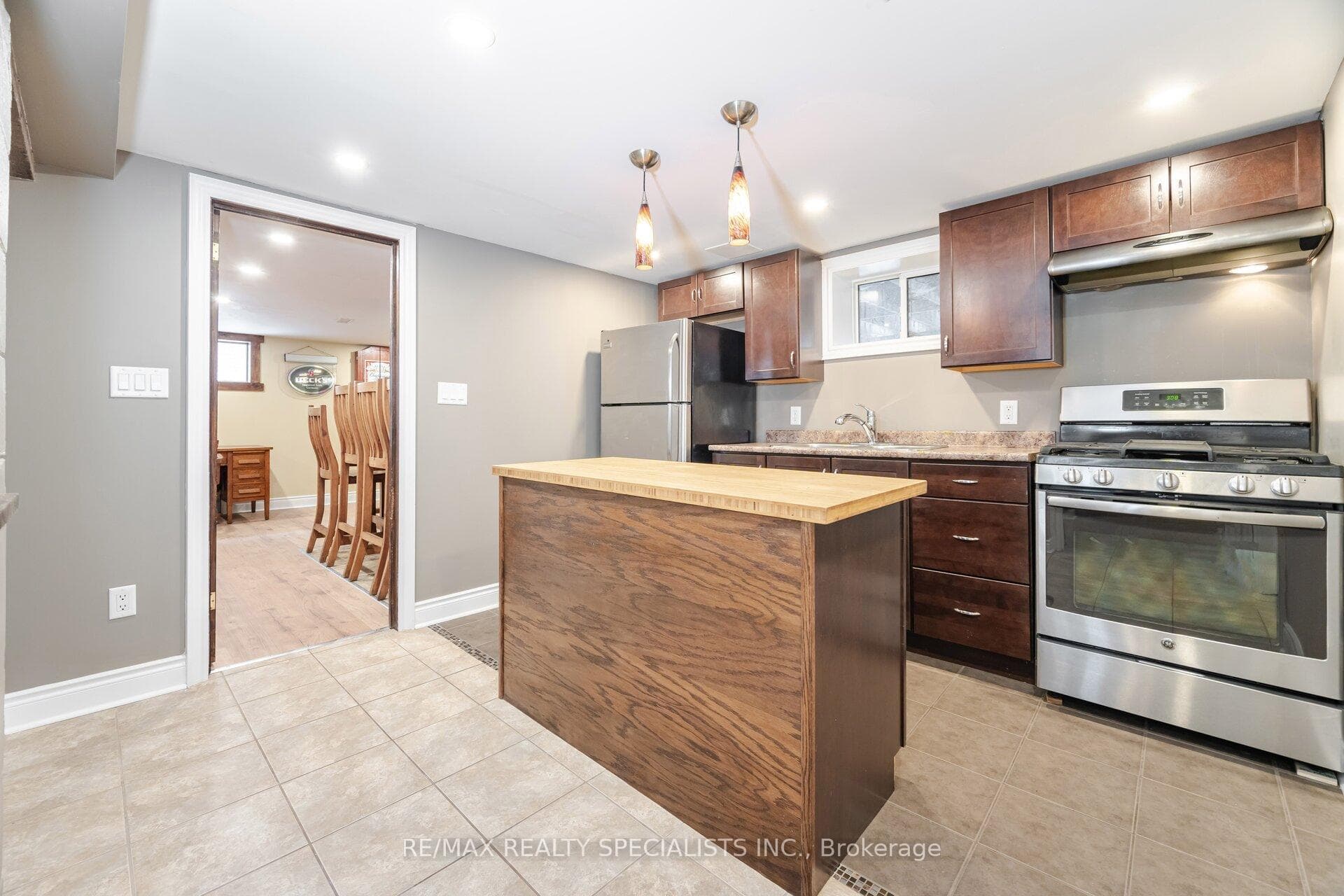 14 Marsden Crescent photo 24