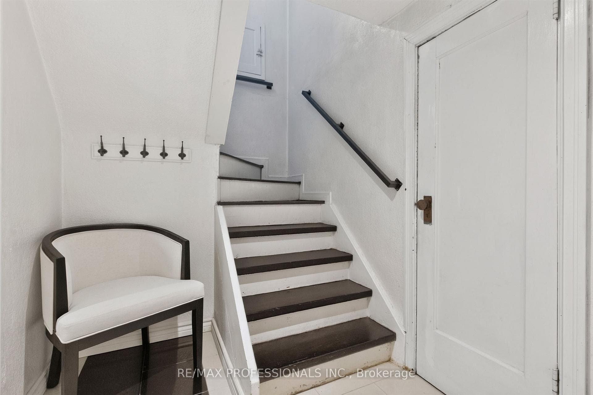 146 Government Road photo 29