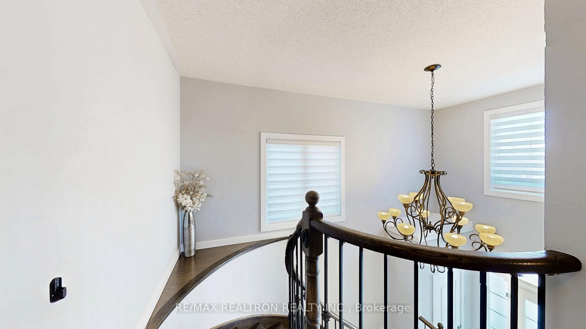 15 Belfry Drive photo 20