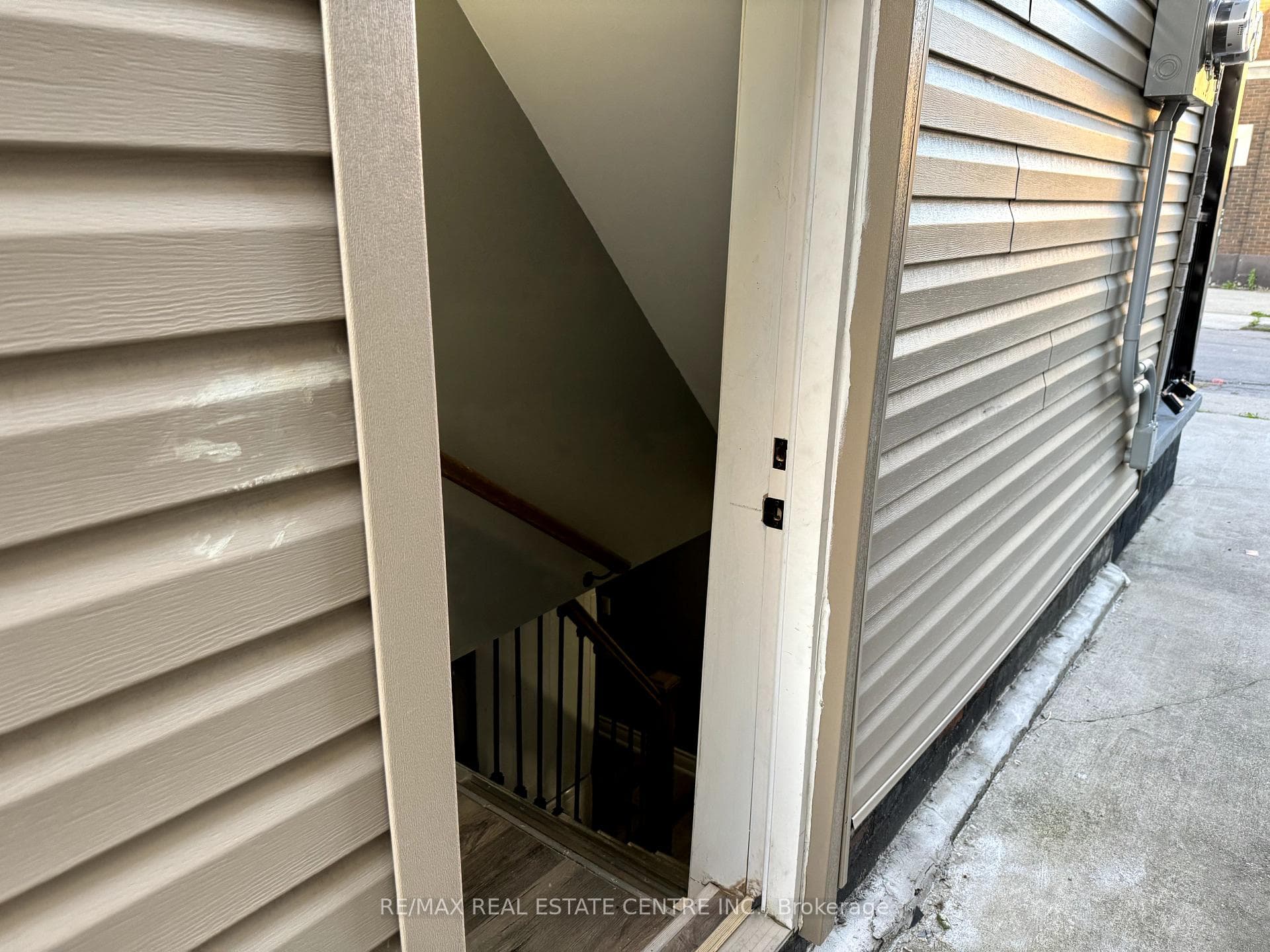 45 Leeming (BSMT) Street photo 4