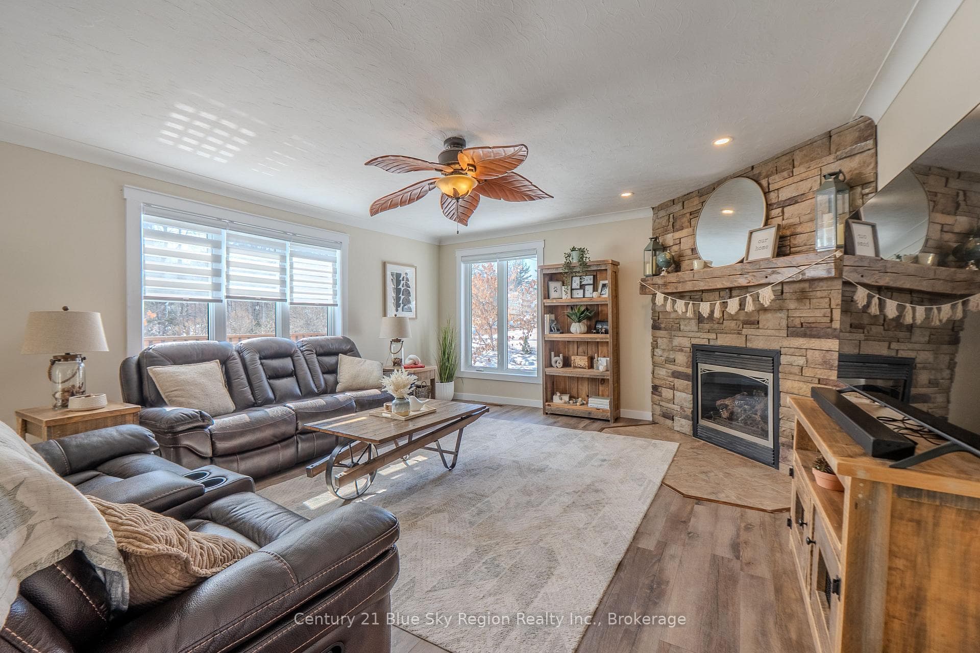 278 Tower Drive photo 4