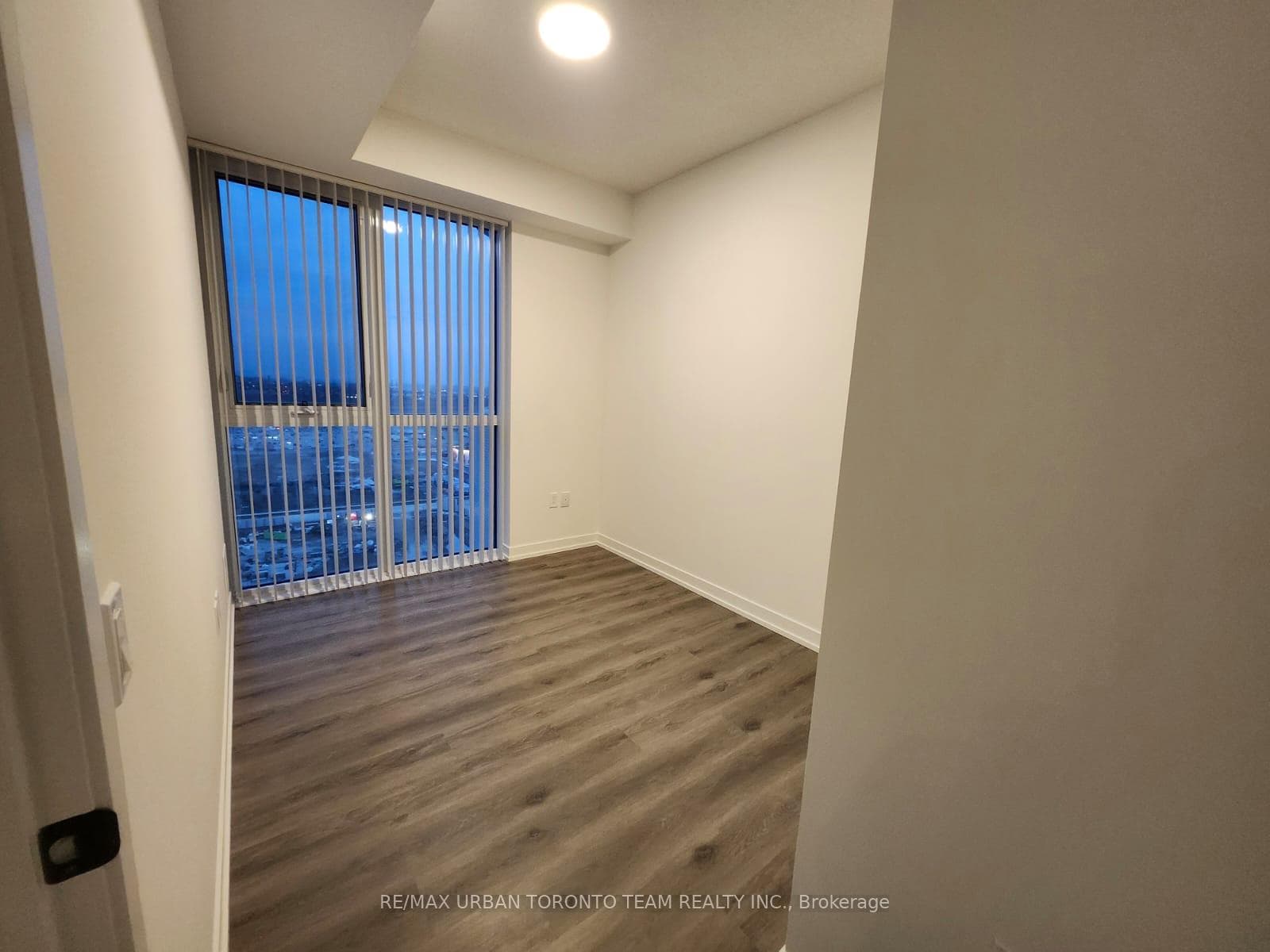 225 Commerce St Street Unit 1702 photo 6