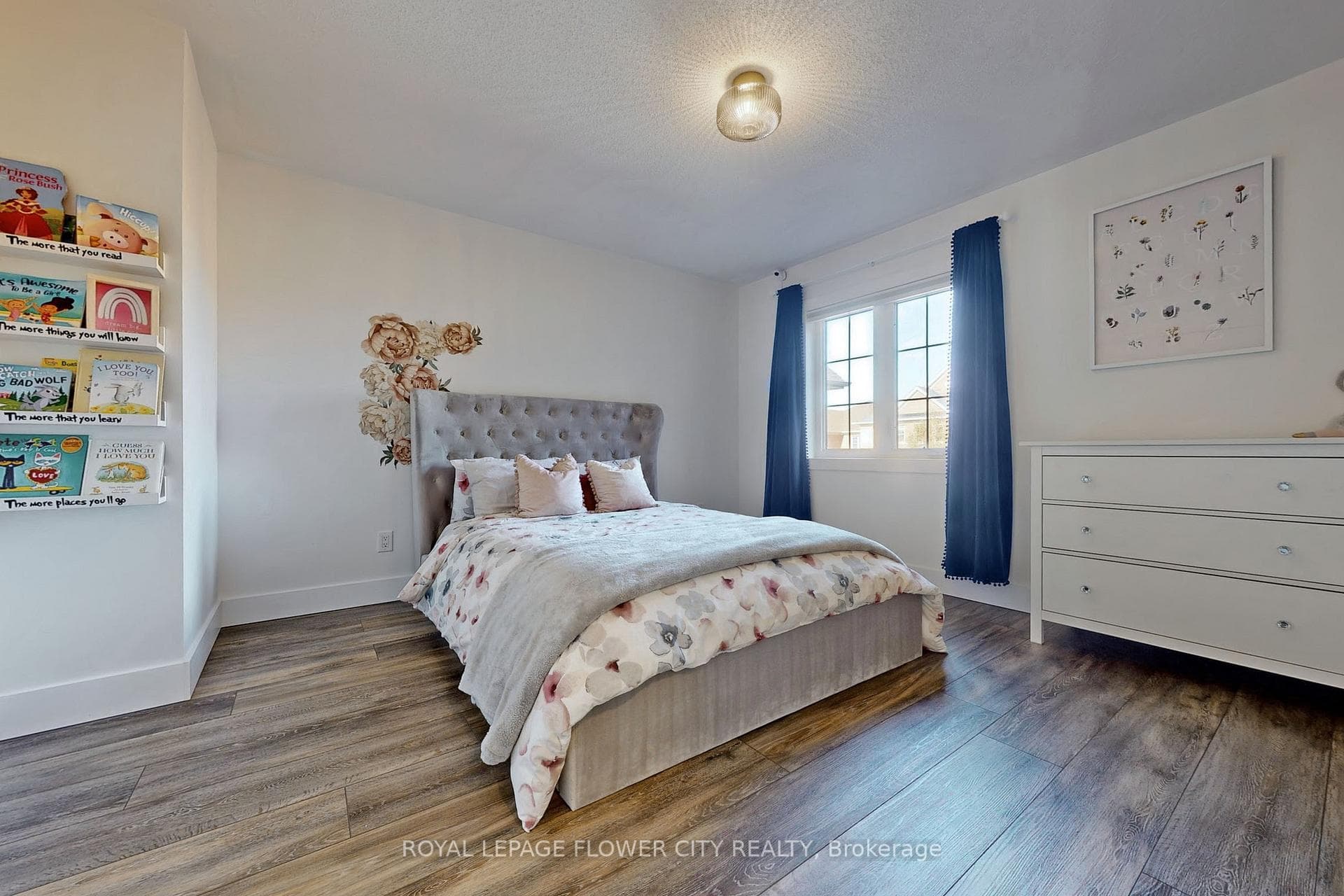 596 Grant Way photo 24