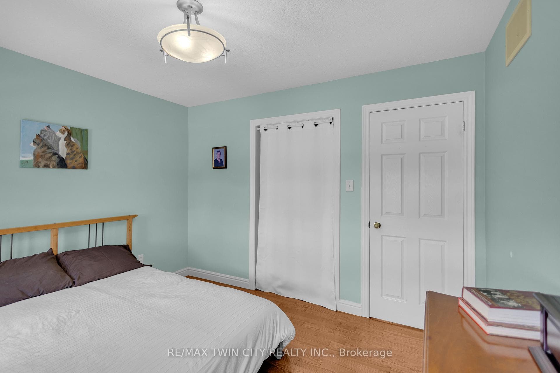 124 Blackburn Drive photo 28