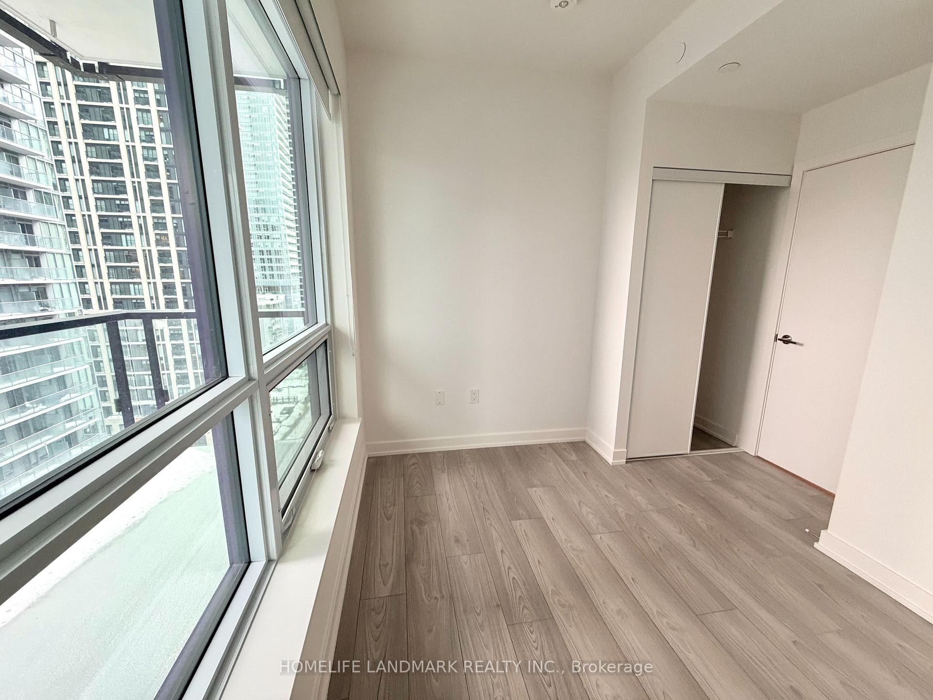110 Broadway Avenue Unit 1202 photo 8