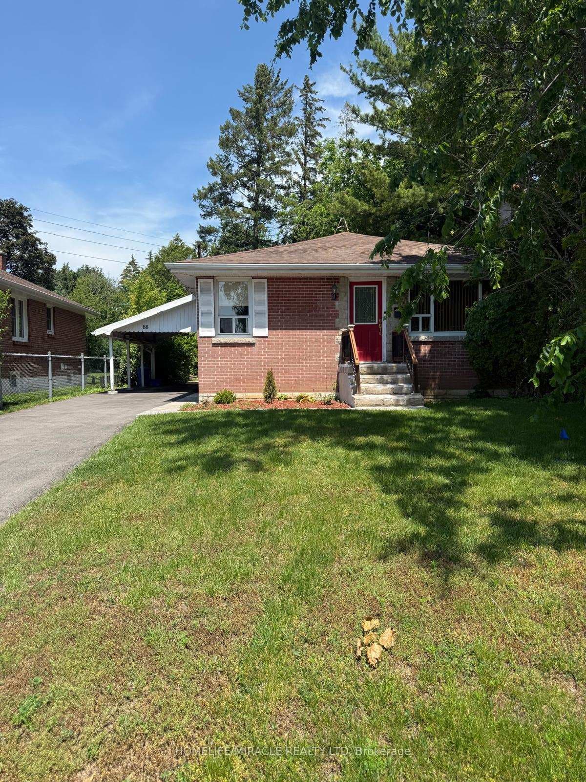 88 Crestview Avenue photo 1