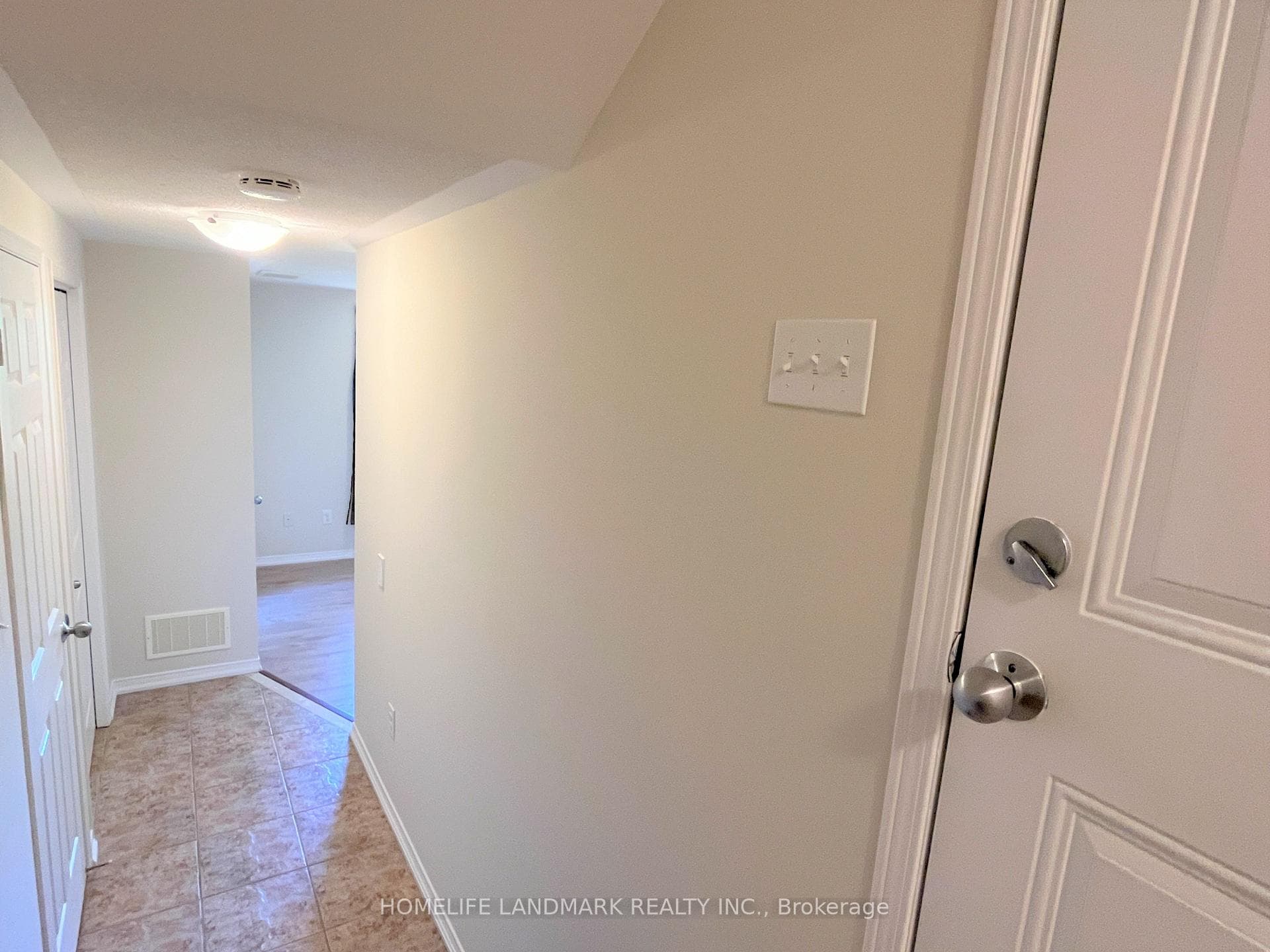 79 John Bell Crescent photo 28