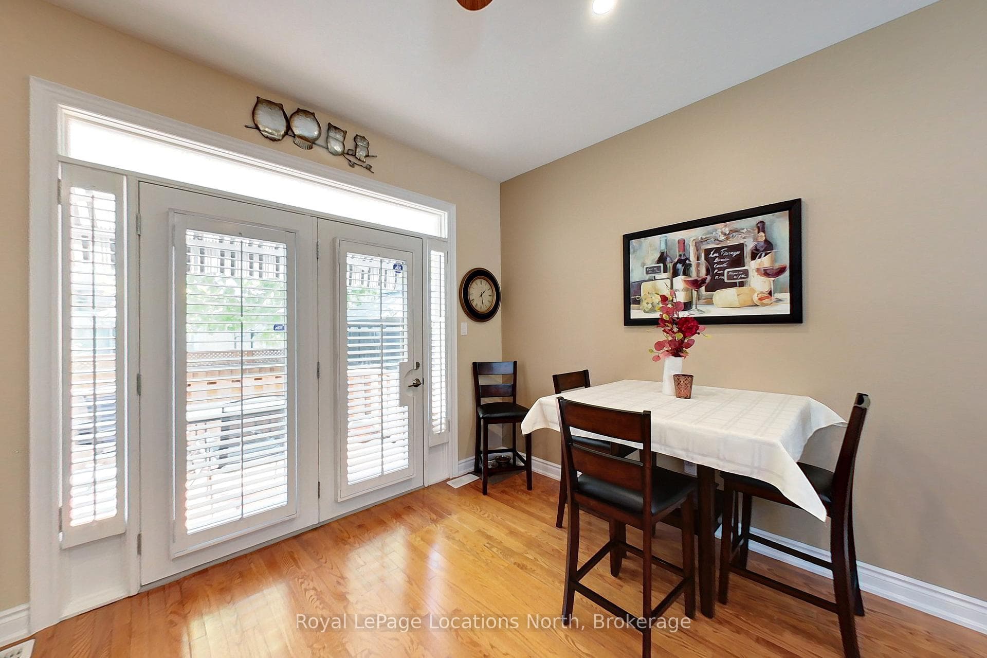 60 SAVANNAH Crescent photo 15