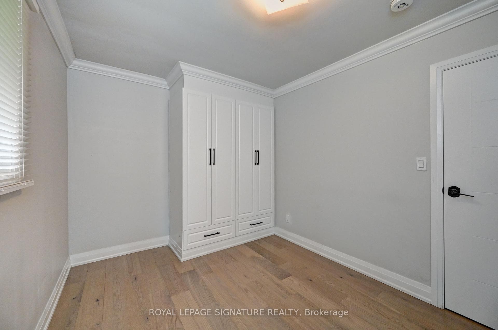 240 Stonybrook Drive photo 42