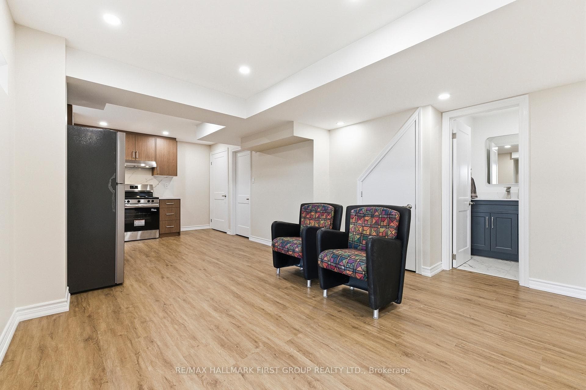 1612 Dellbrook Avenue photo 3