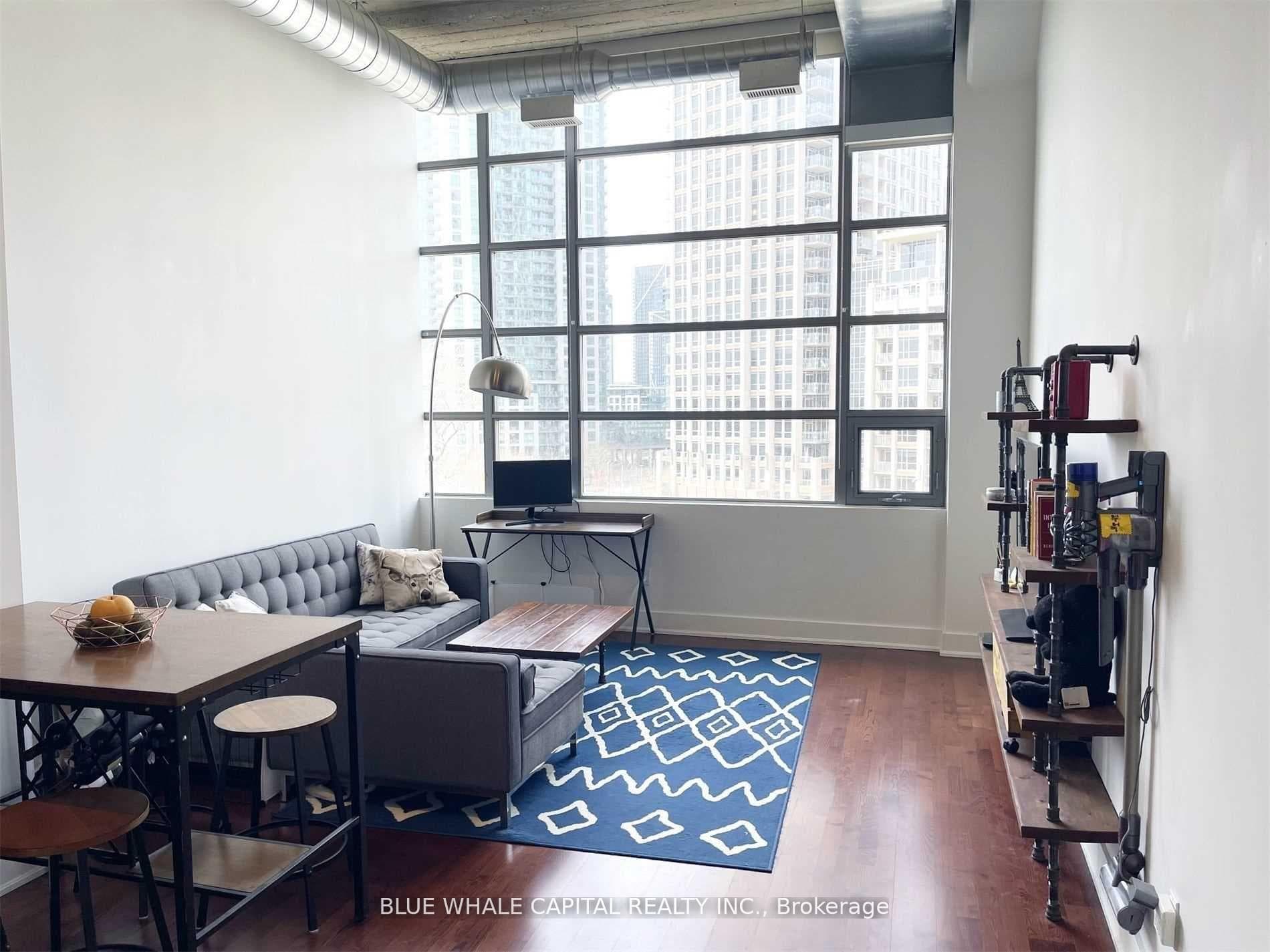637 Lake Shore Boulevard Unit 415 photo 2