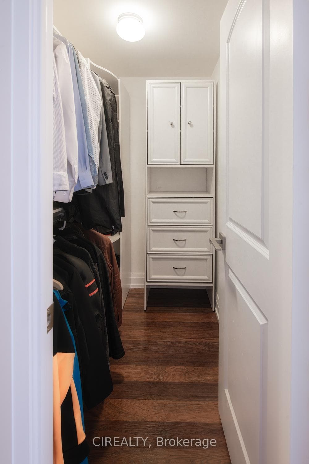 Walk In Closet