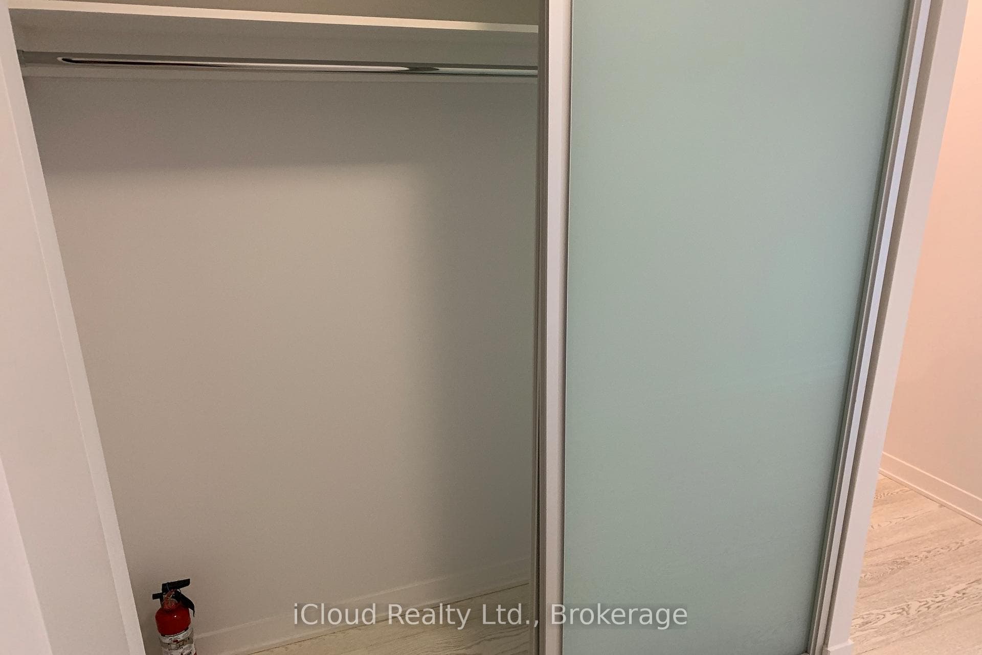 90 Park Lawn N/A Unit PH-3103 photo 7